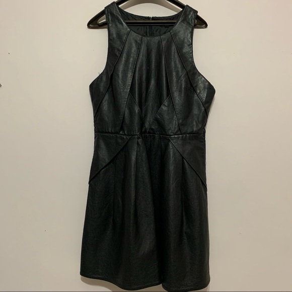 TOPSHOP black faux leather skater dress size 8 - Picture 1 of 8